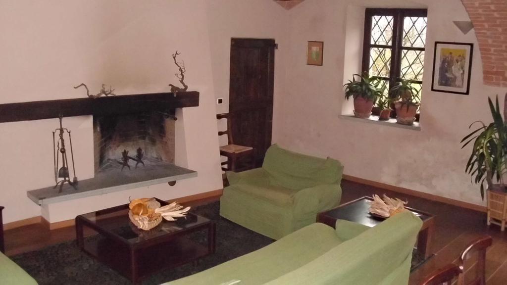 Locanda Del Molino Vecchio Magliano Alfieri Phòng bức ảnh