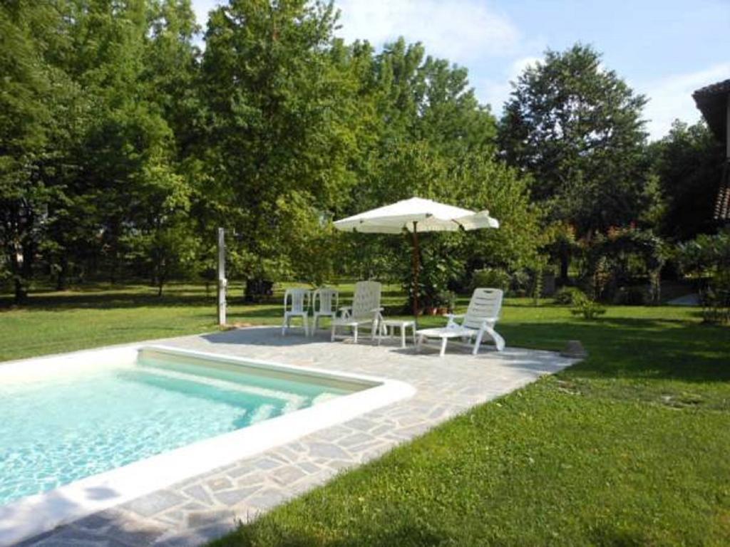 Locanda Del Molino Vecchio Magliano Alfieri Phòng bức ảnh